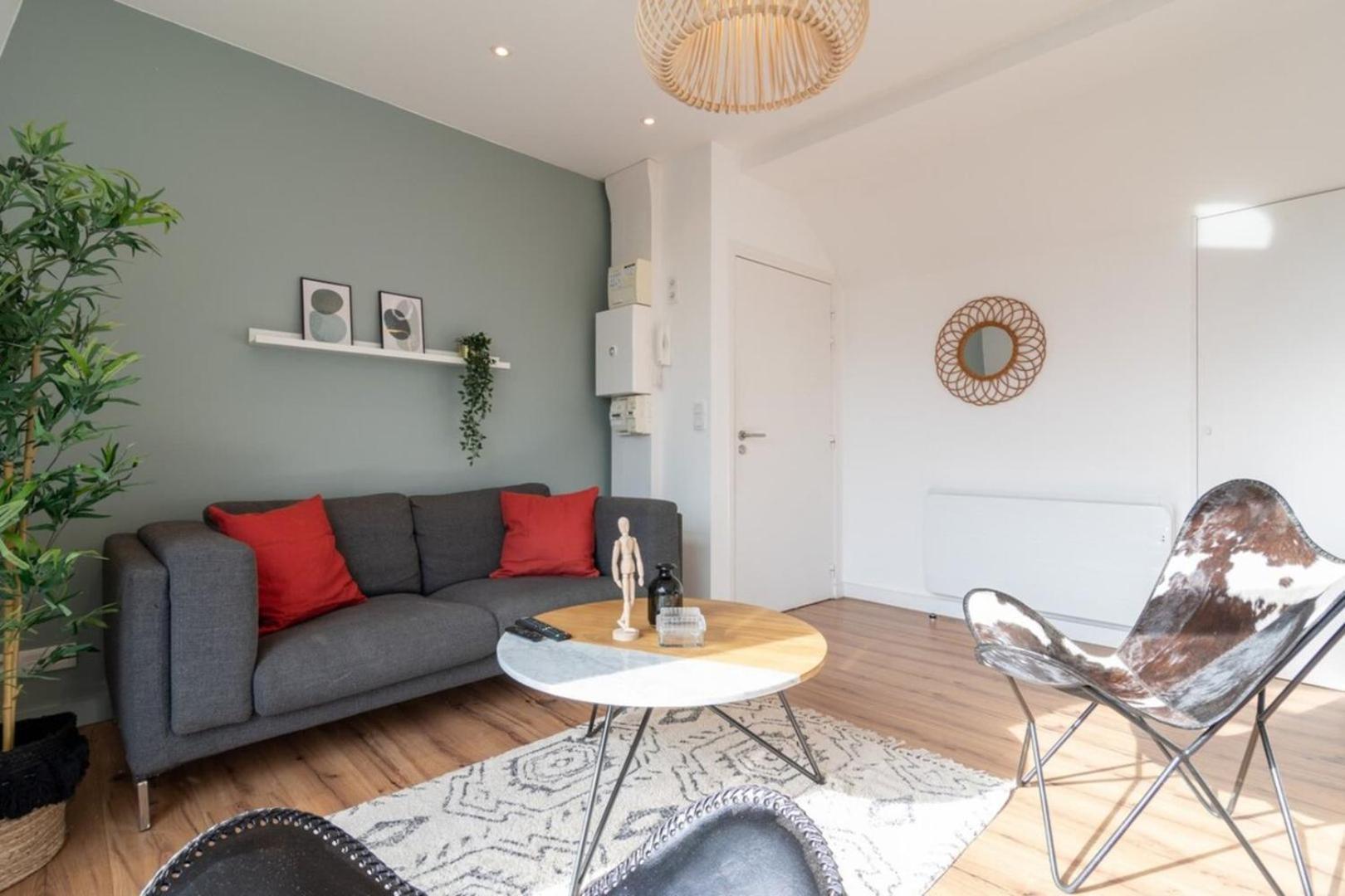 Marcq En Baroeul - Superb Apartment + Parking Exterior foto