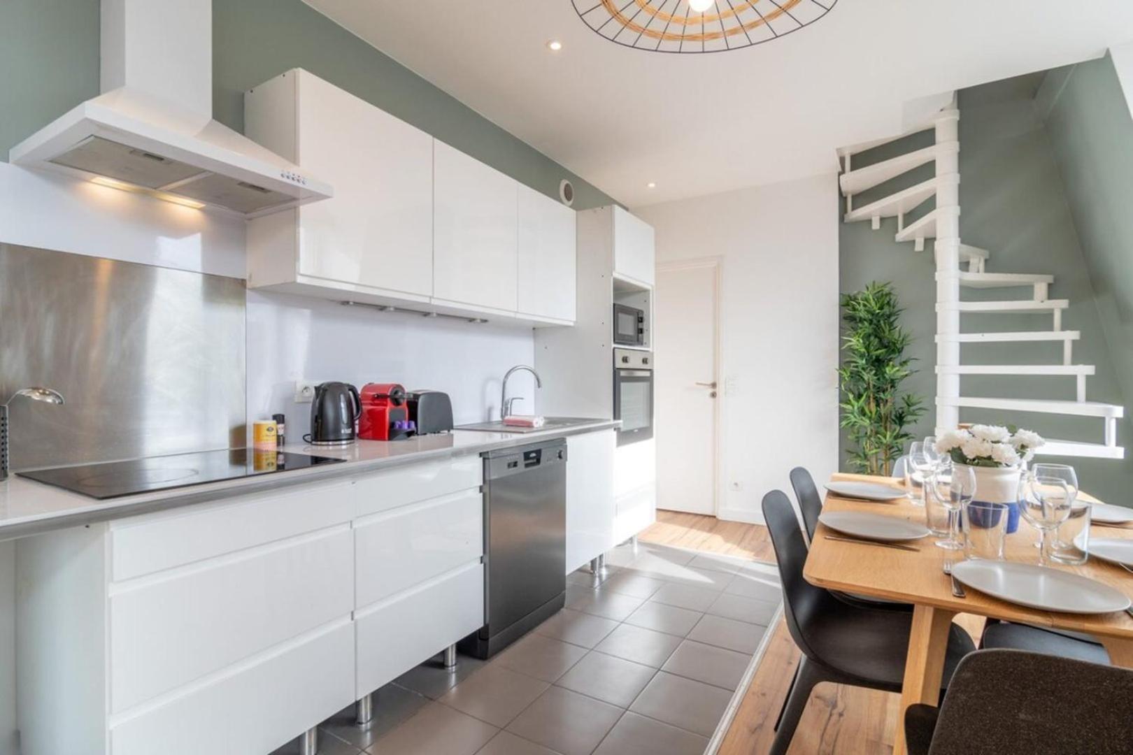 Marcq En Baroeul - Superb Apartment + Parking Exterior foto